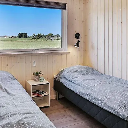 Holiday home Sleeps 24 Pool Wifi
