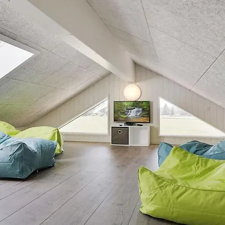 Sleeps 24 Pool Wifi *